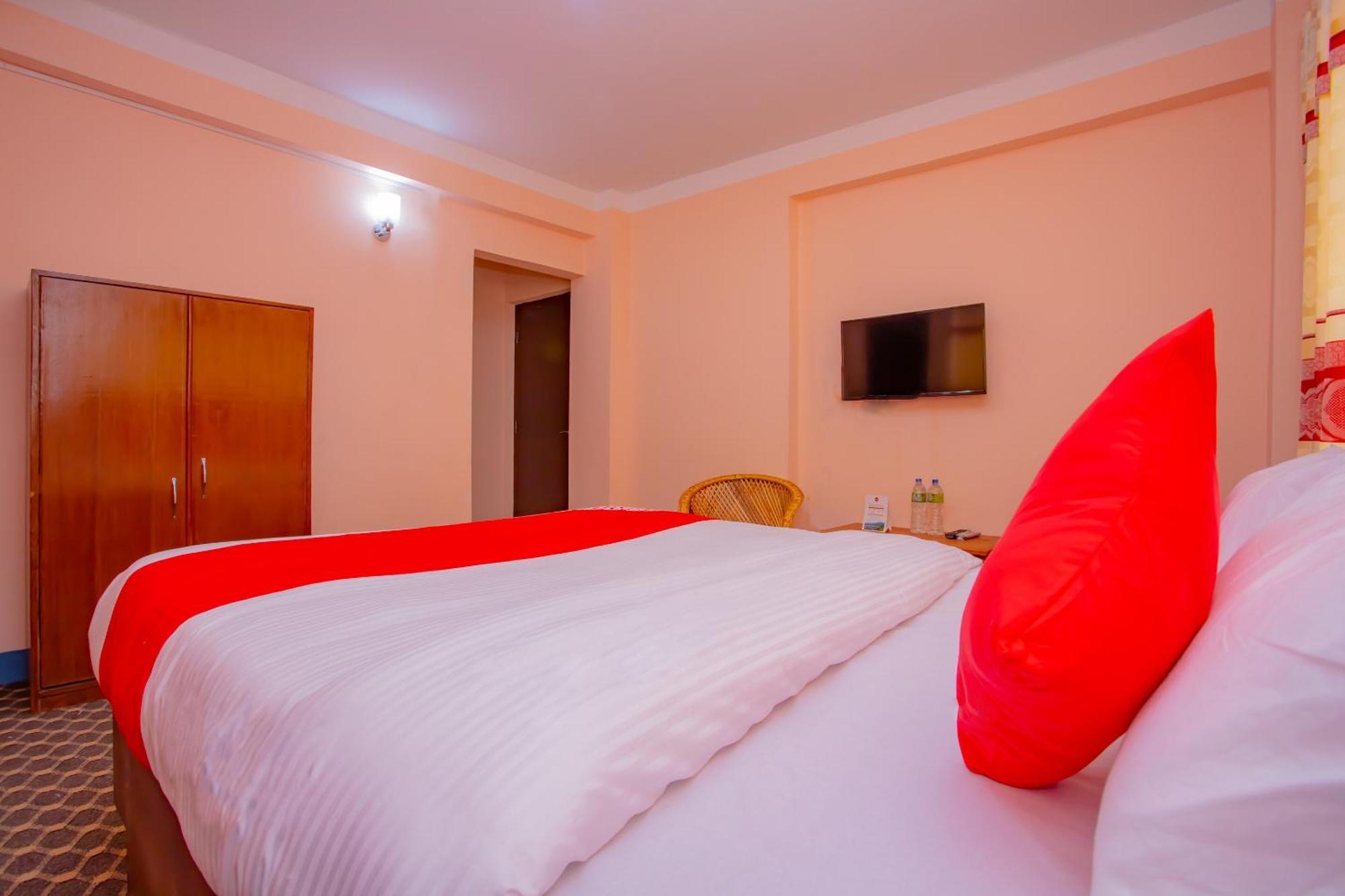 Oyo 589 Hotel Trimurti Káthmándú Exteriér fotografie