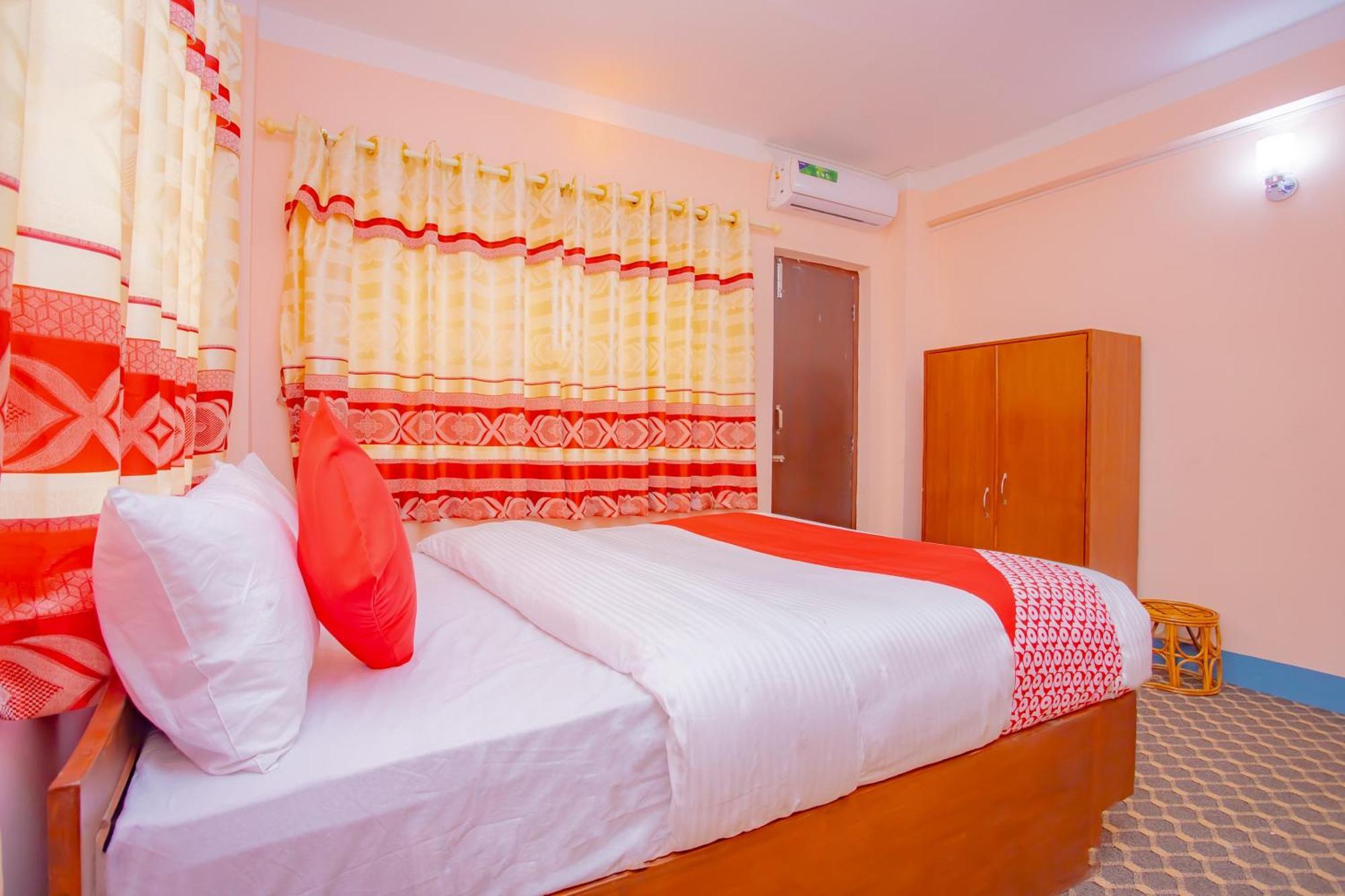 Oyo 589 Hotel Trimurti Káthmándú Exteriér fotografie